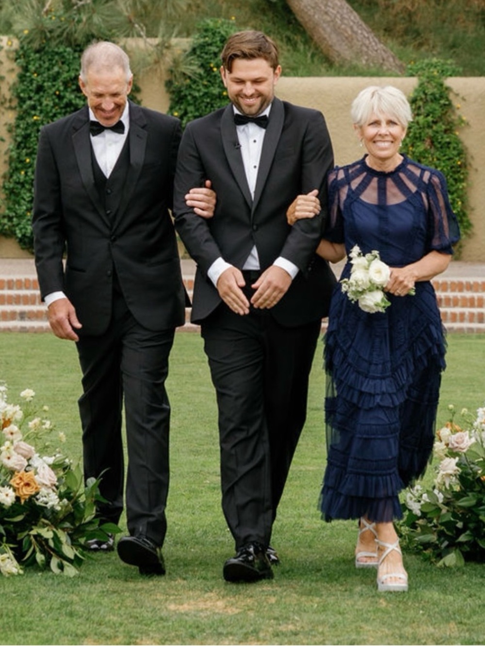 Mac Duggal Elegant Navy Textured Midi Dress - Picture 8 of 11